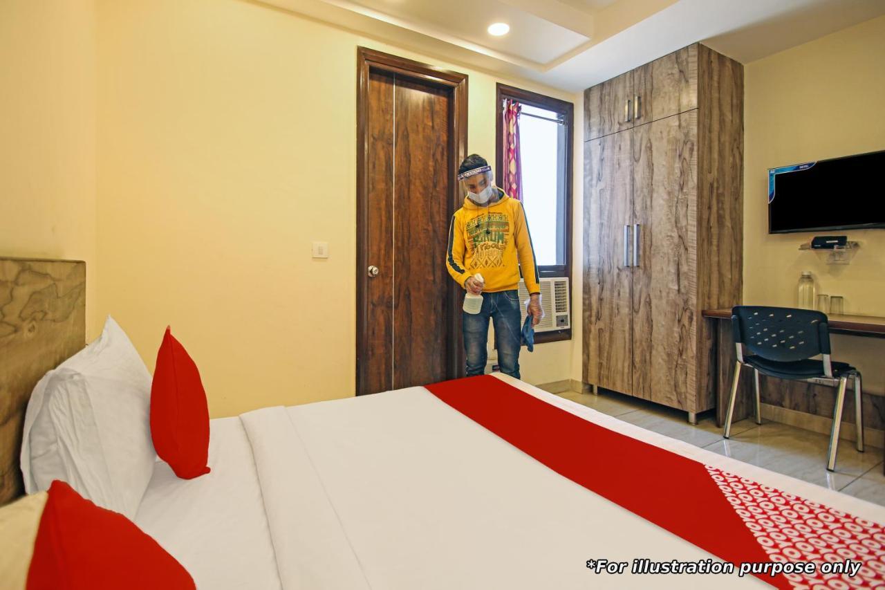 Oyo Flagship Krishna Regency Near Chaudhary Charan Singh International Airport Hotell Bijnaur Exteriör bild